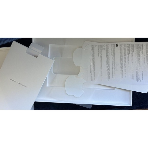 EMPTY BOX ONLY Apple iPad 9th Generation Wi-Fi 64GB - Picture 6 of 8